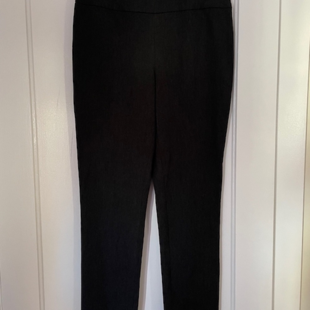 Chico's Fabulously Slimming Gray Pants Sz 8